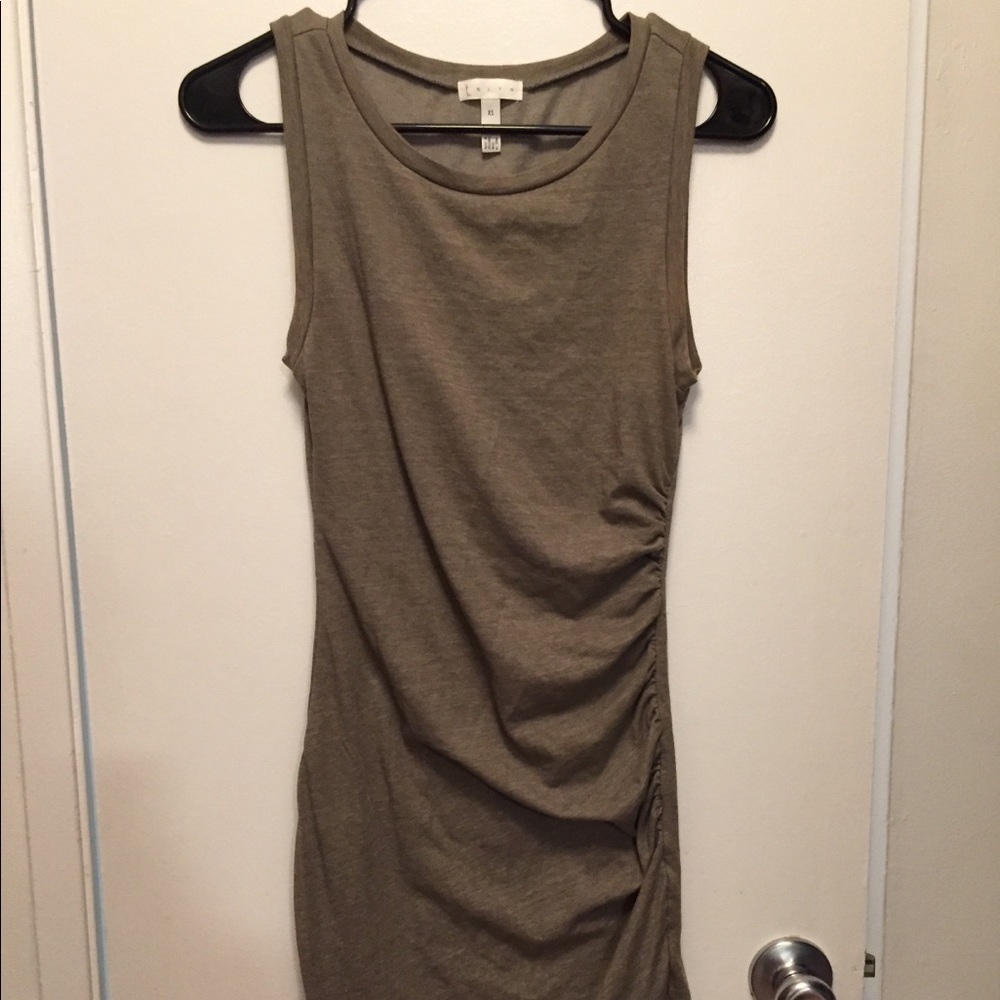 Cinched Bodycon Dress - Picture 3 of 4